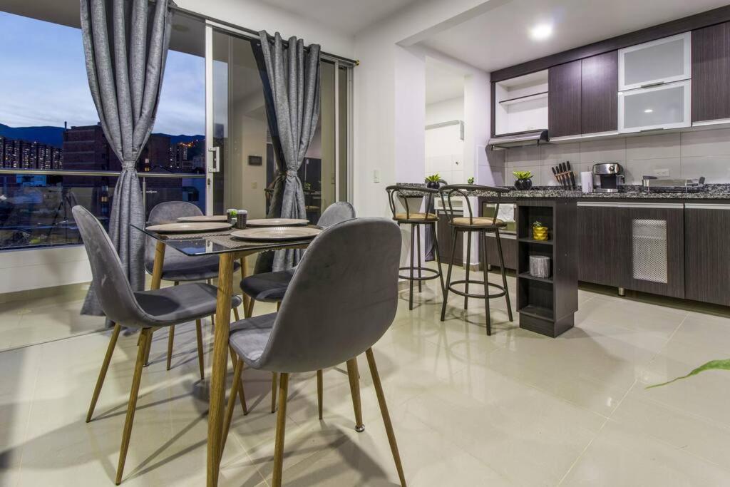 Amplio Apartamento En Calasanz - Estadio Medellín Eksteriør bilde